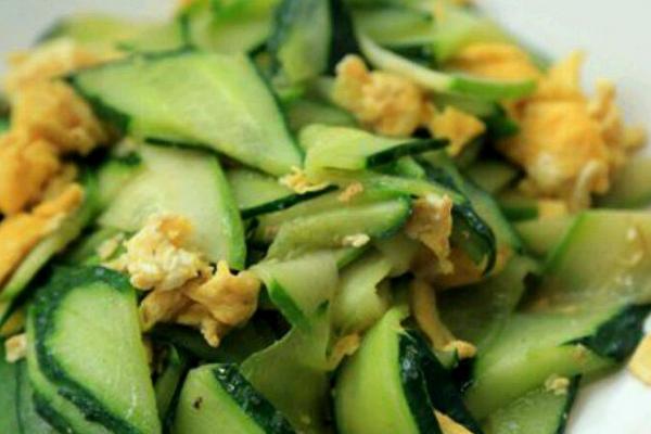黄瓜果实期冲洗施什么肥料