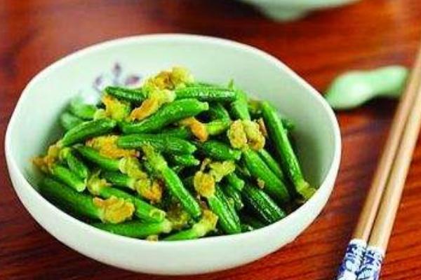 如何去除黄瓜飞虫